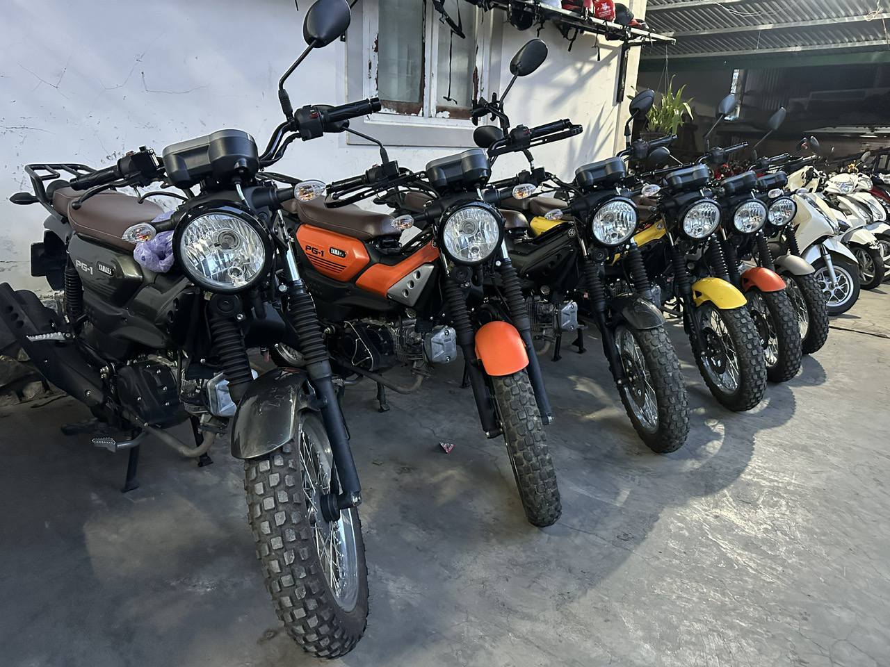 Cho thuê xe máy Yamaha PG-1 tại Huế